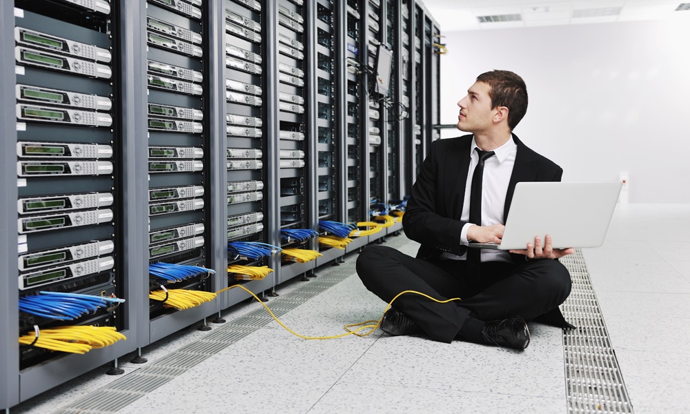 Why Professional Server Management Saves You Time and Money